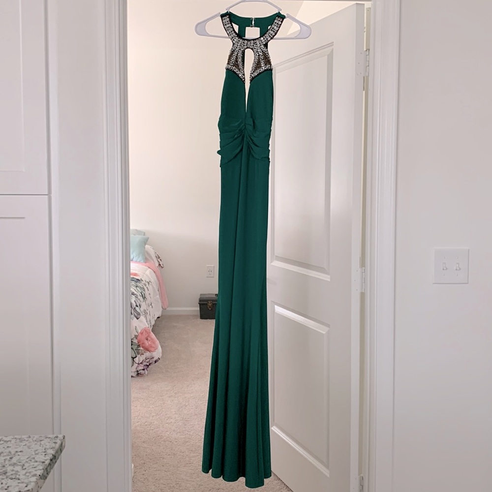 Beautiful green gown with mermaid bottom